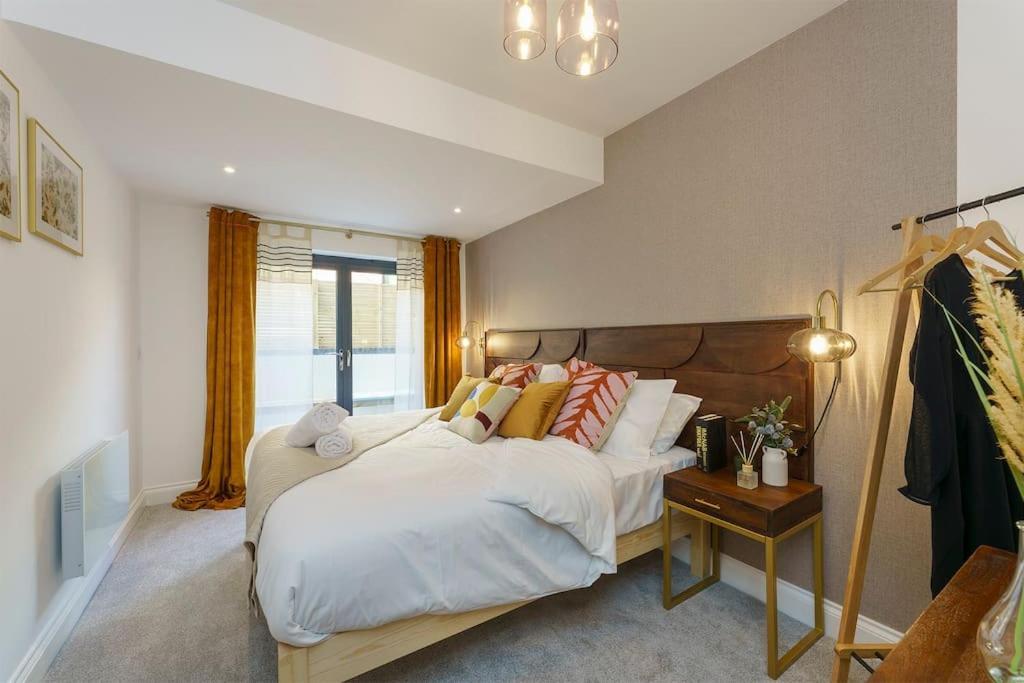 Bressingham - 2 Bedroom Luxury Apartment By Mint Stays ブリストル エクステリア 写真